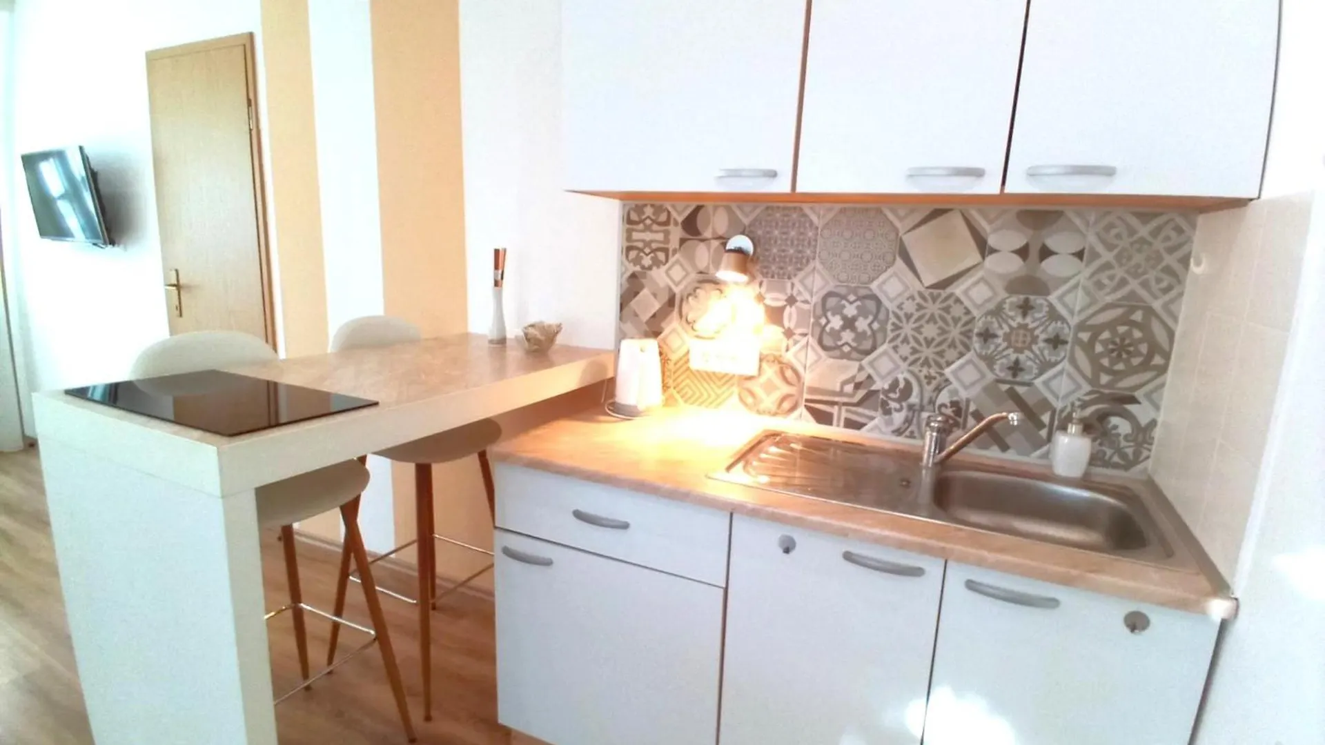 Guesthouse Cecilia 2 Gostinjska kuća