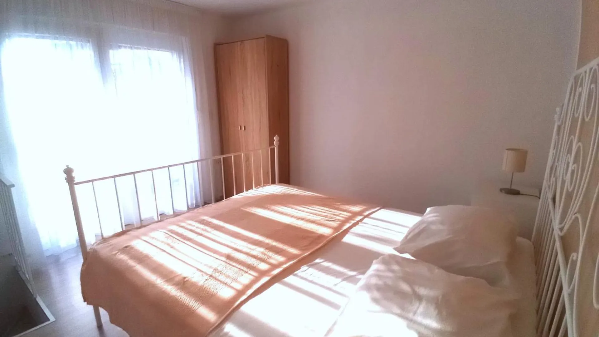 Gostinjska kuća Guesthouse Cecilia 2